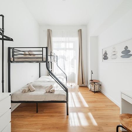 Modern Central City Rooms Вена Экстерьер фото