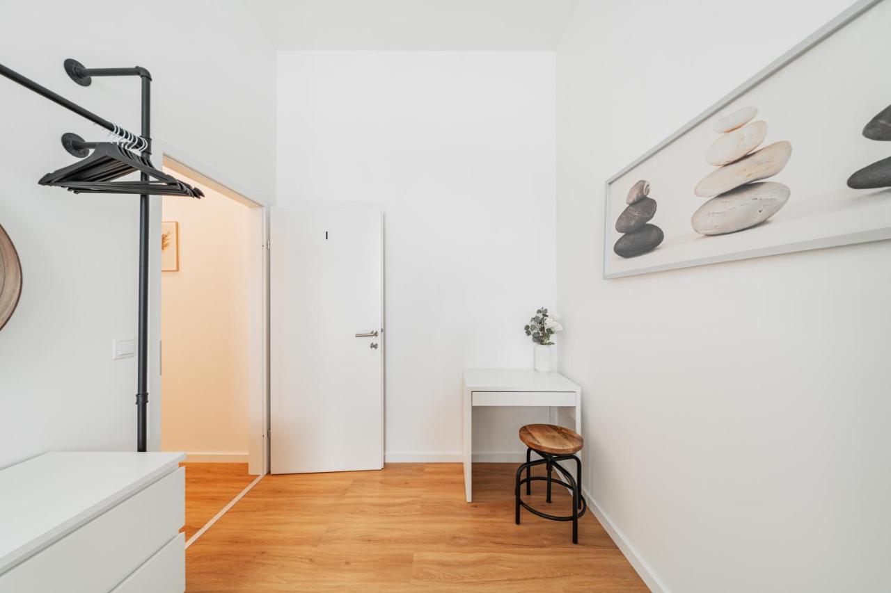 Modern Central City Rooms Вена Экстерьер фото