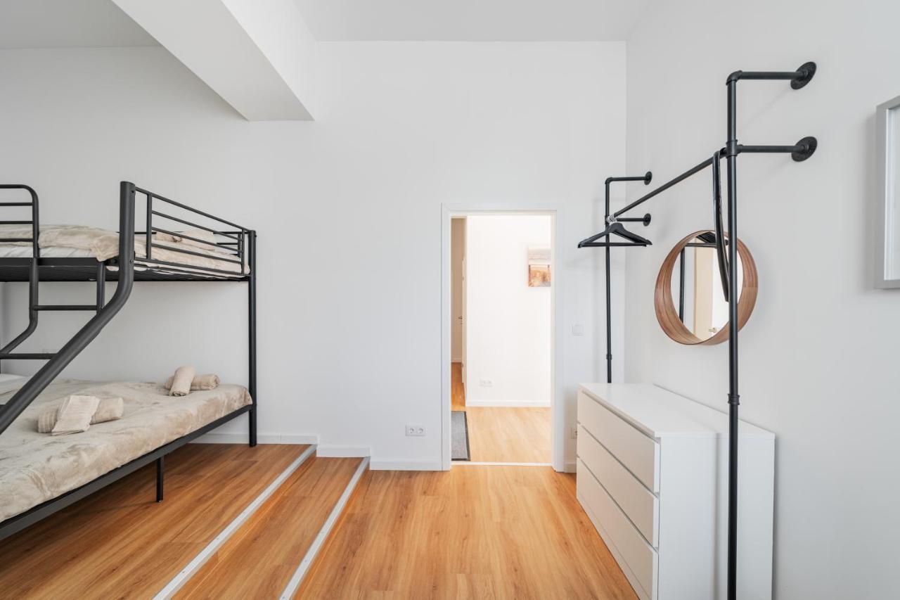 Modern Central City Rooms Вена Экстерьер фото
