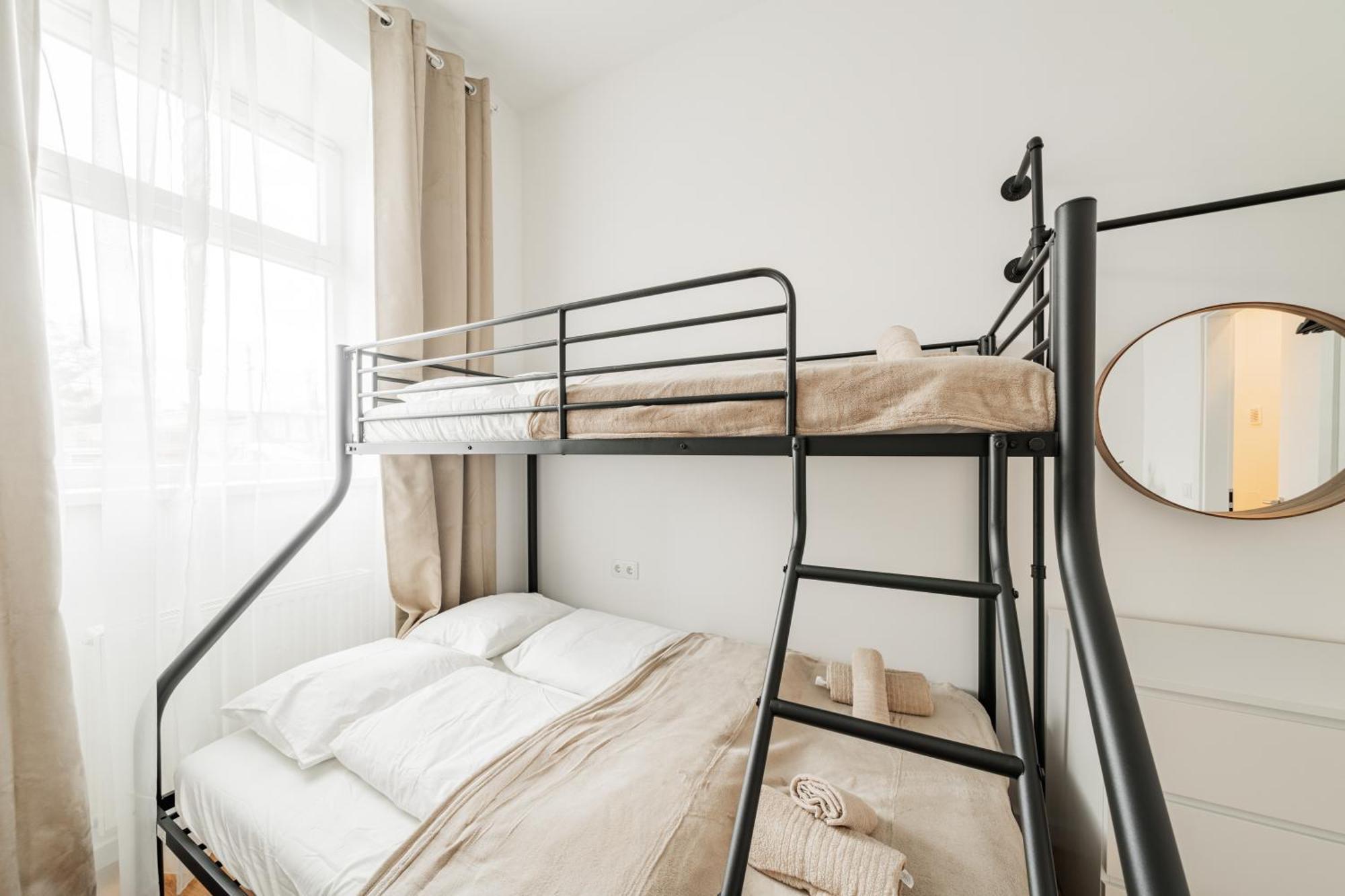 Modern Central City Rooms Вена Экстерьер фото